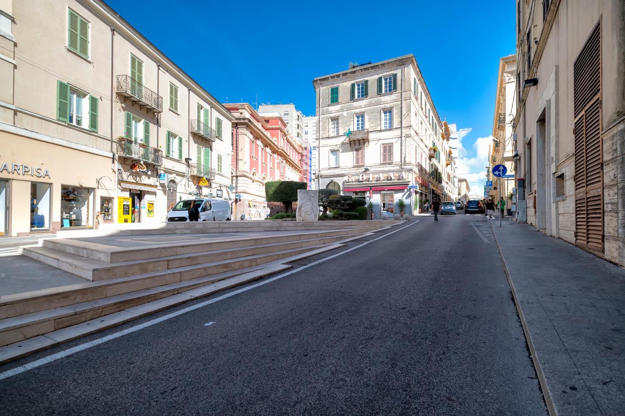 Sardinia Re - Liberty 13 Apartment Sassari Bagian luar foto