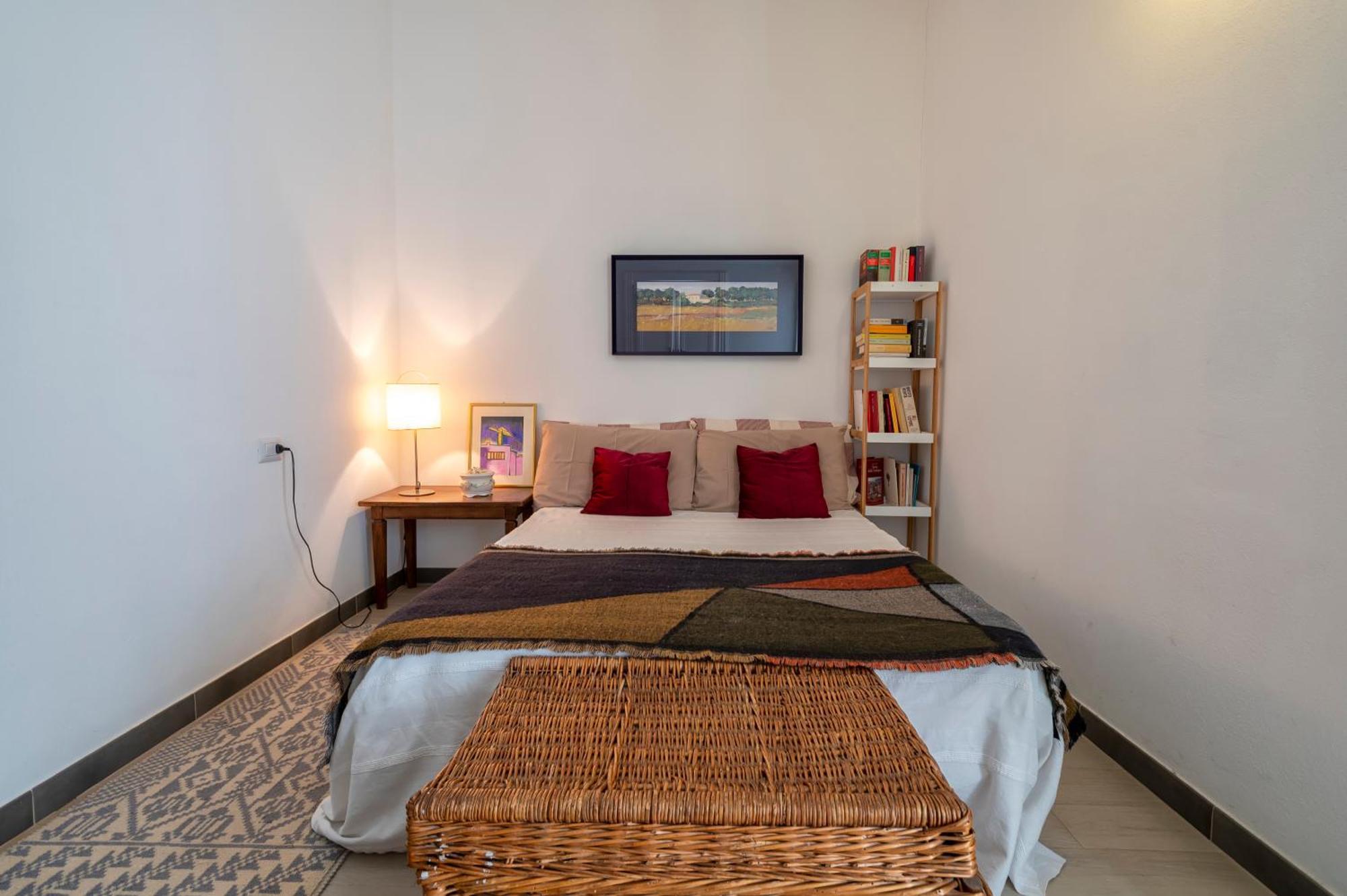 Sardinia Re - Liberty 13 Apartment Sassari Bagian luar foto